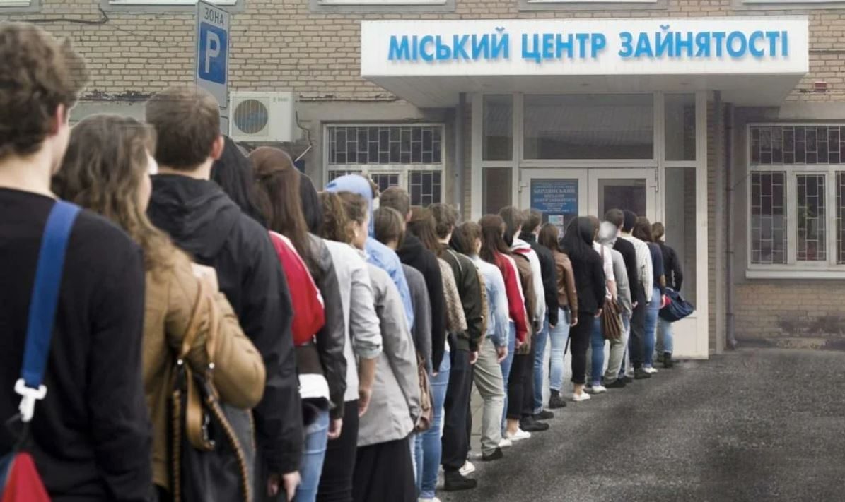 В Україні поменшає безробітних і зростуть зарплати у 2022 році