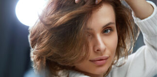 Стрижка “віник“ для середнього волосся обійшла за популярністю боб-каре: у чому особливості трендової зачіски - today.ua