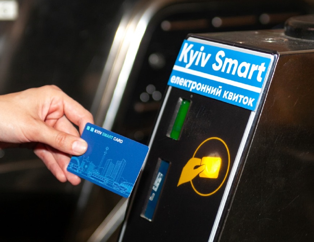 Проїзний у Києві стане дорожчим, ніж у Парижі: скільки доведеться платити за проїзд у громадському транспорті