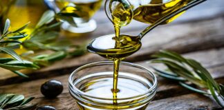 В Україні фальсифікують 80% оливкової олії: як відрізнити натуральний продукт від підробки - today.ua