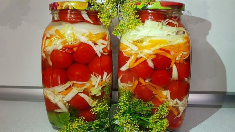 Квашена капуста з томатами: оригінальний рецепт смачної та корисної закуски на зиму - today.ua
