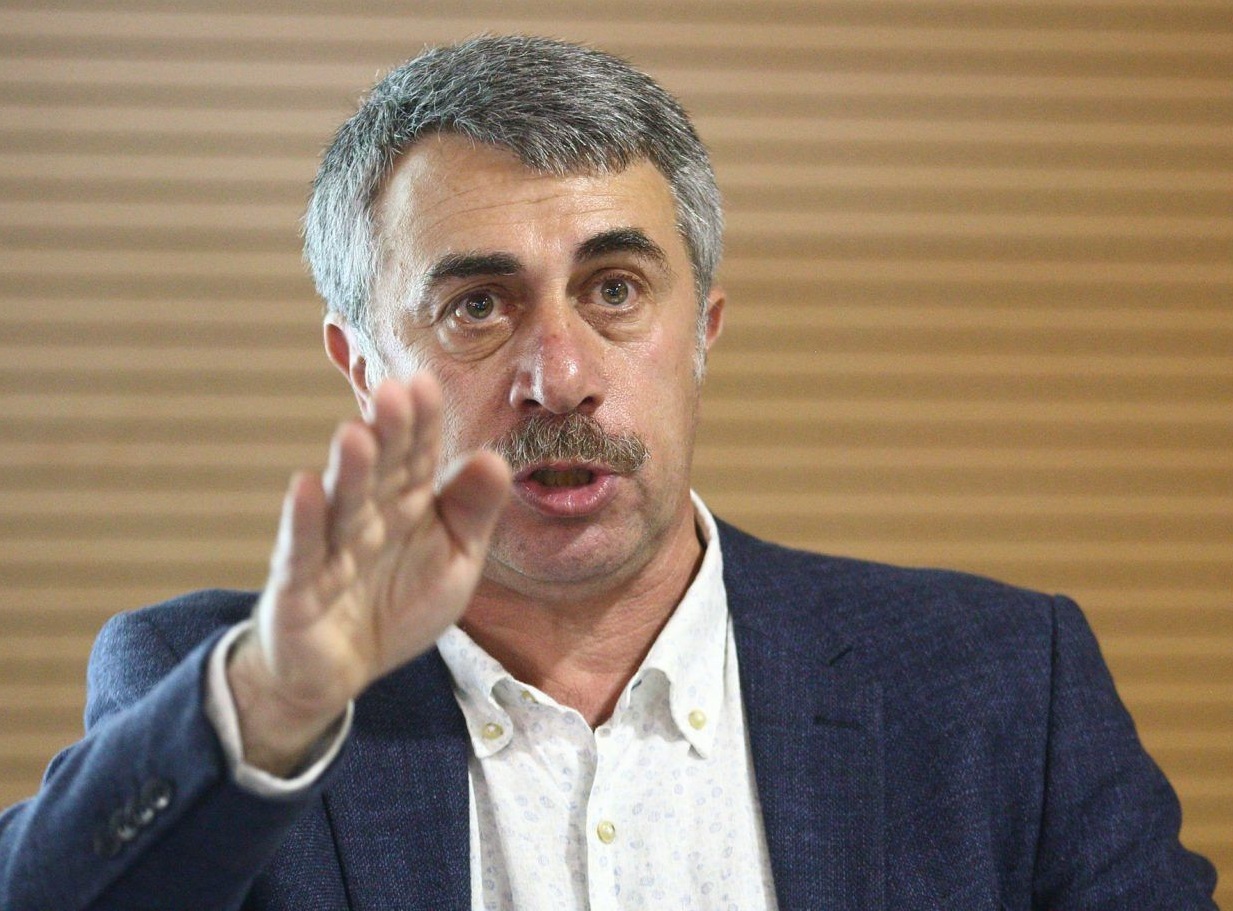 Доктор Комаровский рассказал, стоит ли вакцинировать детей от COVID-19