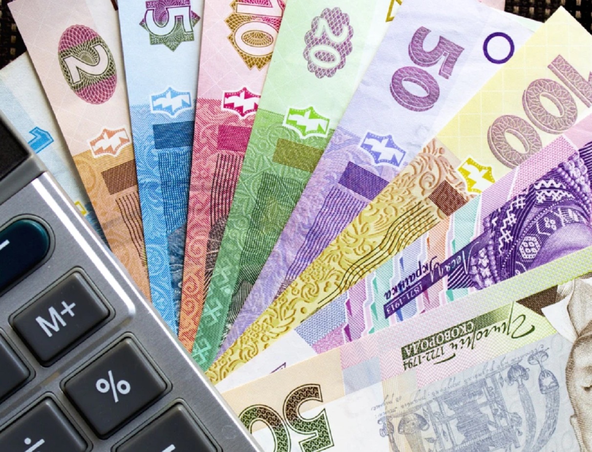 В Украине банкноты номиналом 5 гривен продают по 20 тысяч