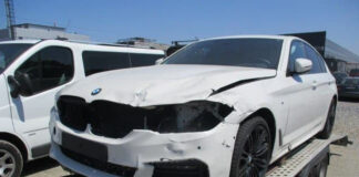 Украинская таможня забрала битый BMW из-за заниженной стоимости - today.ua