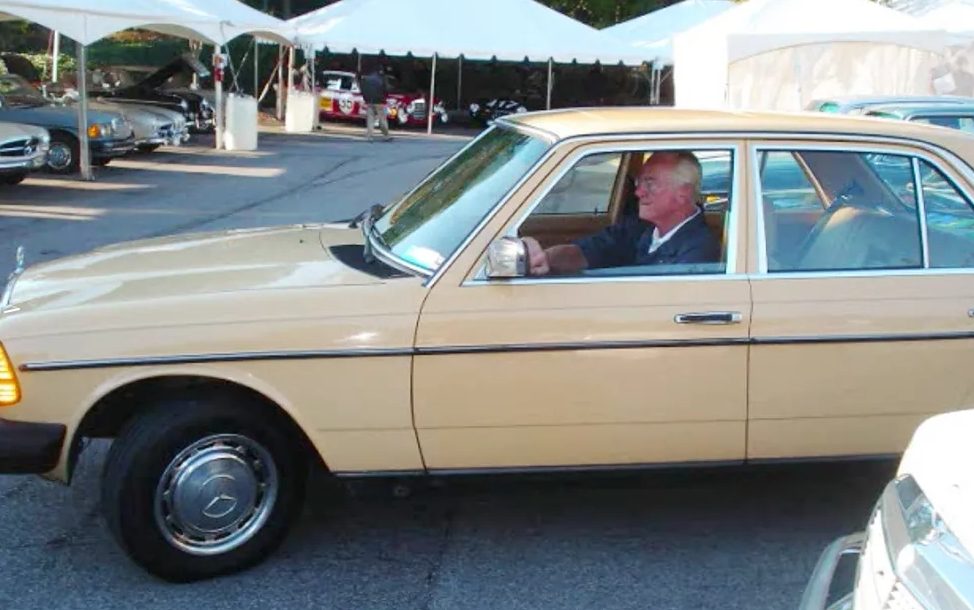 В Сети показали Mercedes с пробегом 2 млн км - today.ua