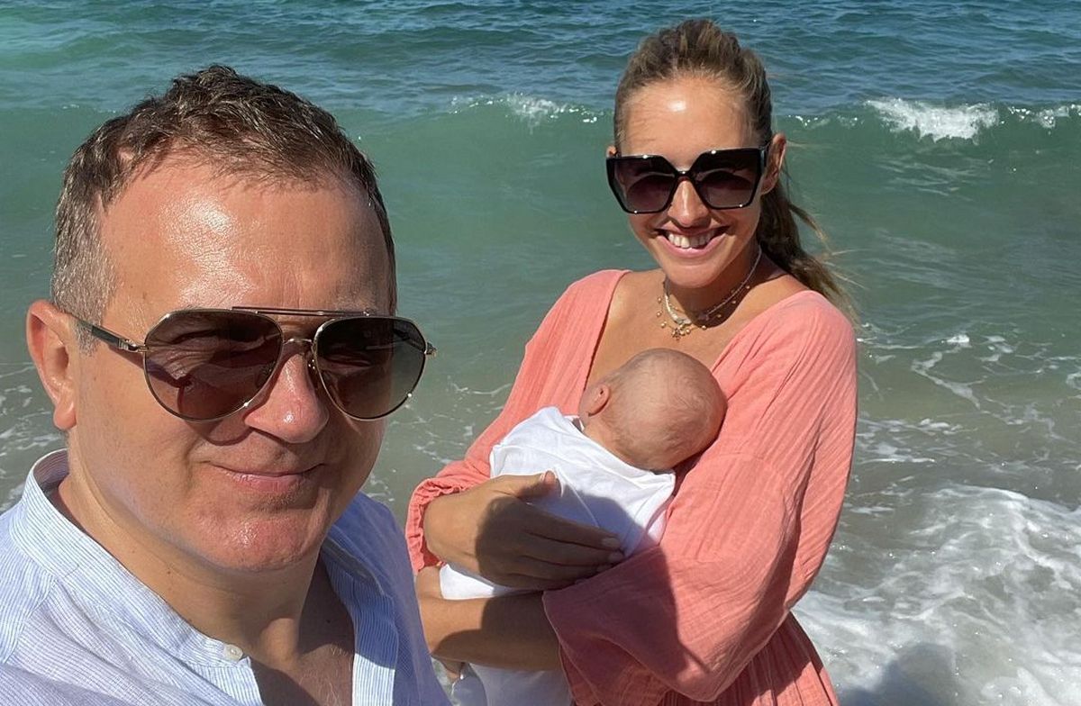 Юрий Горбунов показал, как кормит младшего сына: Катю Осадчую жестко раскритиковали в Сети - today.ua