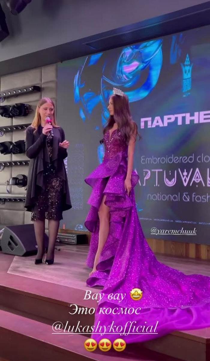 “Міс Україна“ показала свої розкішні вбрання для участі в міжнародному конкурсі в Пуерто-Ріко