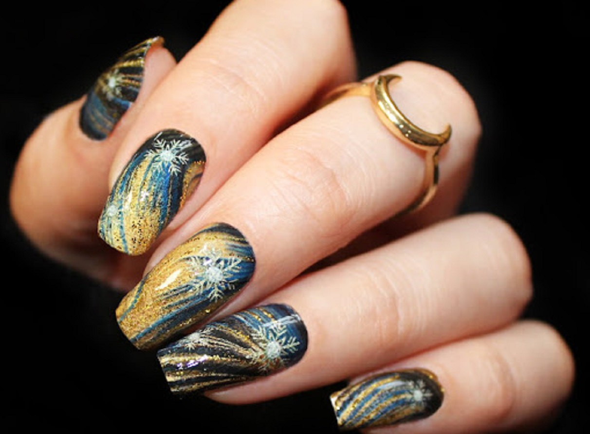 Манікюр на Новий рік: найновіші та найкращі ідеї дизайну для коротких та довгих нігтів - today.ua