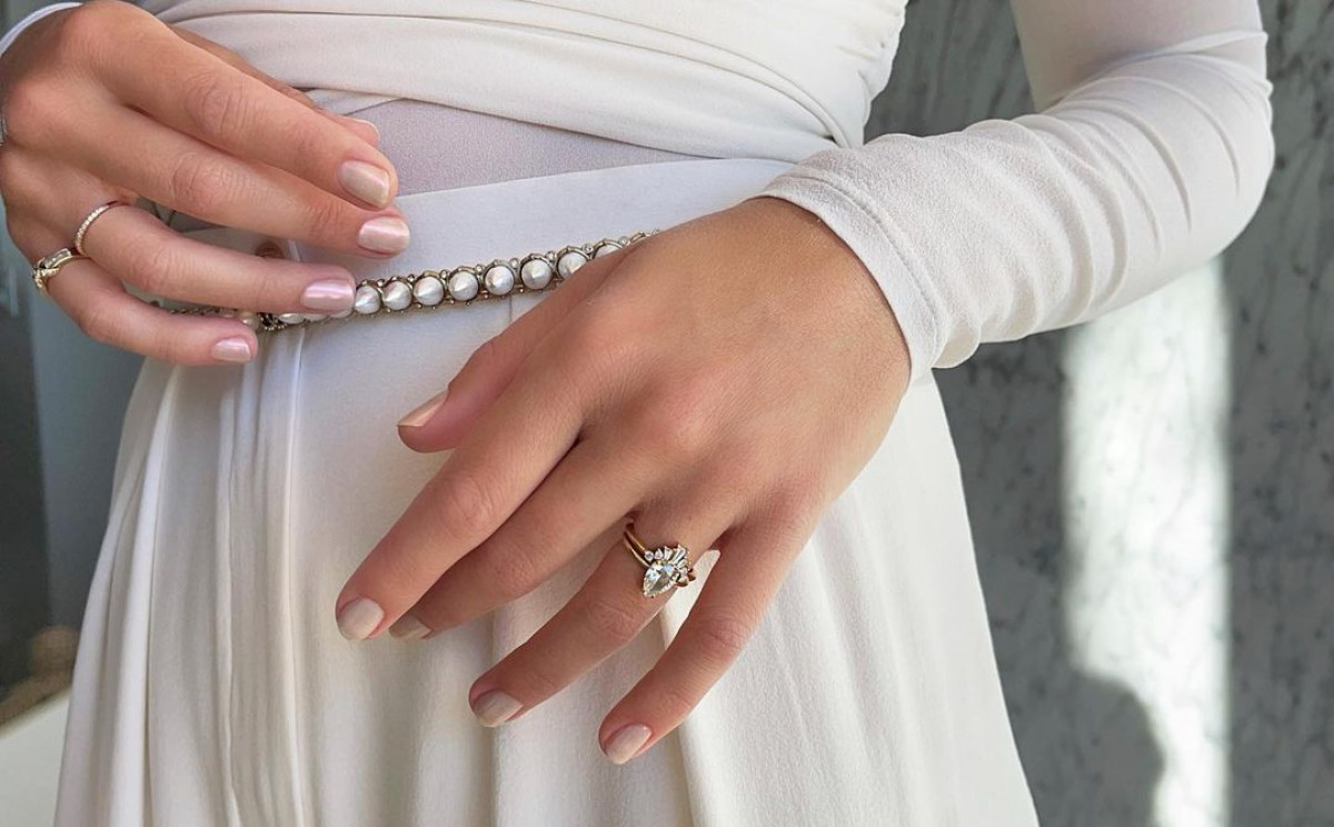 ТОП-10 ідей ніжного манікюру на Новий рік для любителів мінімалізму - today.ua