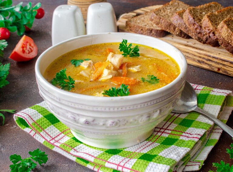 Как приготовить идеальный суп: четыре секрета от опытных шеф-поваров - today.ua