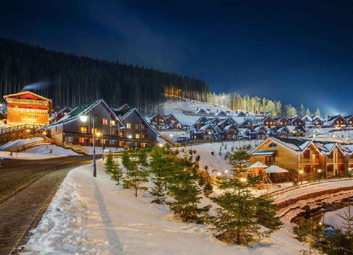 Новый год в Карпатах: во сколько обойдется отдых в период зимних праздников в Буковеле