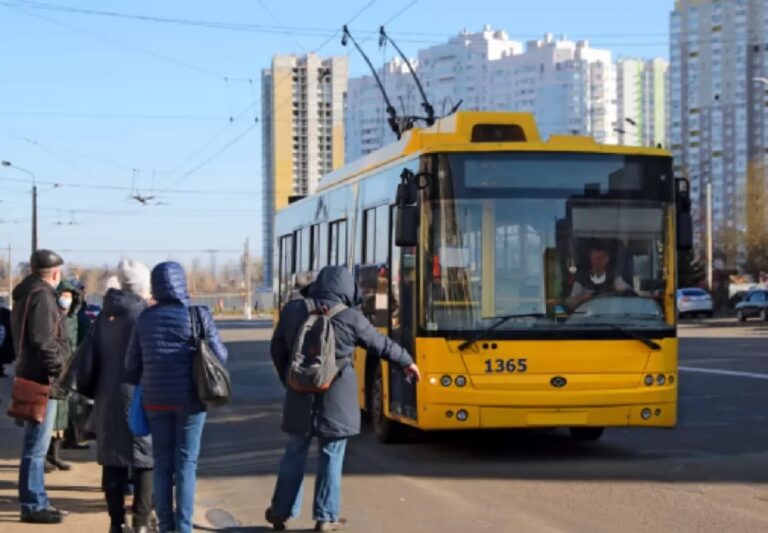 В Киеве перенесли дату повышения стоимости проезда в общественном транспорте - today.ua