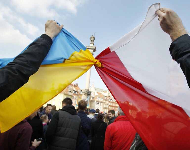 Українських заробітчан у Польщі закриють на двотижневий карантин: як уникнути самоізоляції - today.ua