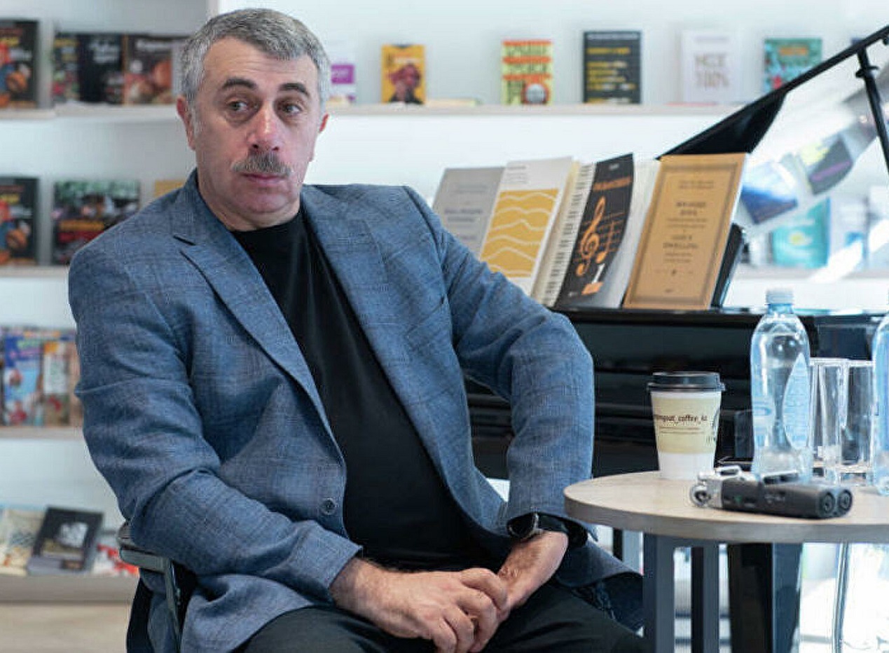 Вбиває людей з міцним імунітетом: Доктор Комаровський розповів про головну небезпеку коронавірусу Омікрон - today.ua