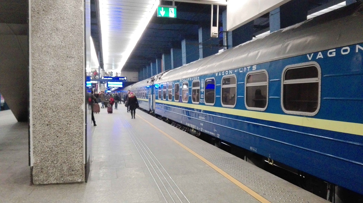 Укрзализныця повысила цены на билеты для пассажиров