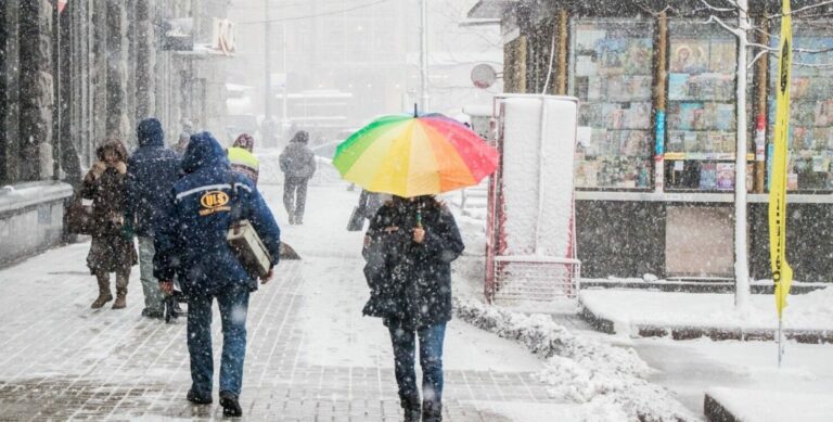 Україну накриє крижаними дощами, на дорогах - ожеледиця: синоптики попередили про небезпечну погоду до кінця тижня - today.ua