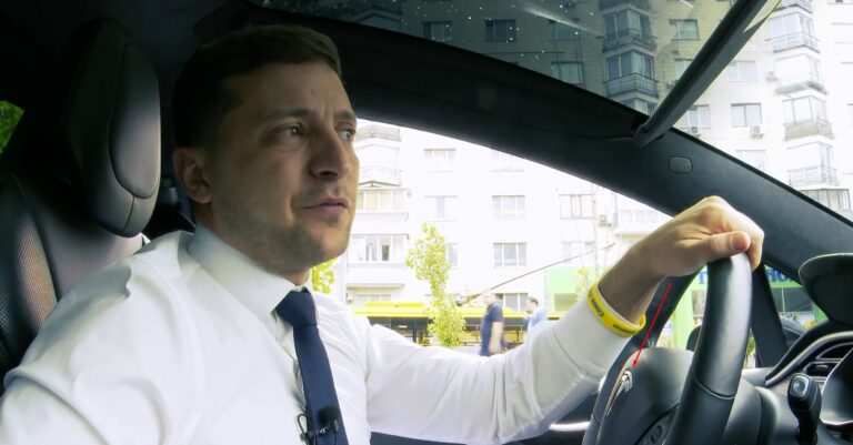 Зеленский пообещал украинцам кредиты под 5% в гривне на покупку электромобилей - today.ua