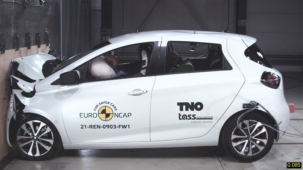 Популярная в Украине модель Renault набрала 0 балов во время краш-теста EuroNCAP