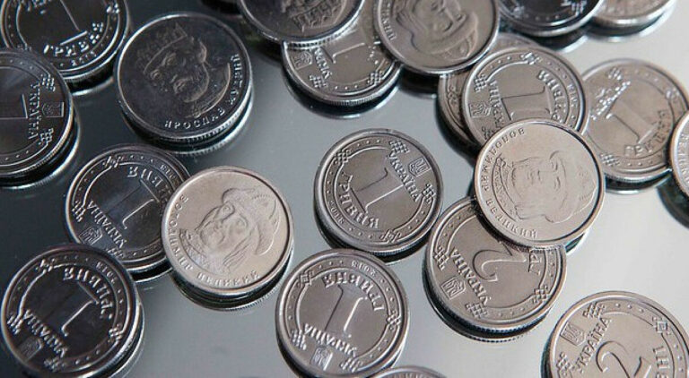 В Україні змінять дизайн монет номіналом в 1 та 2 гривні - today.ua