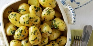 Як зварити картоплю в мікрохвильовій печі: рецепт приготування корисного гарніру нашвидкуруч - today.ua