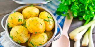 Почему картофель при варке нужно класть в кипящую воду: советы от опытных хозяек      - today.ua