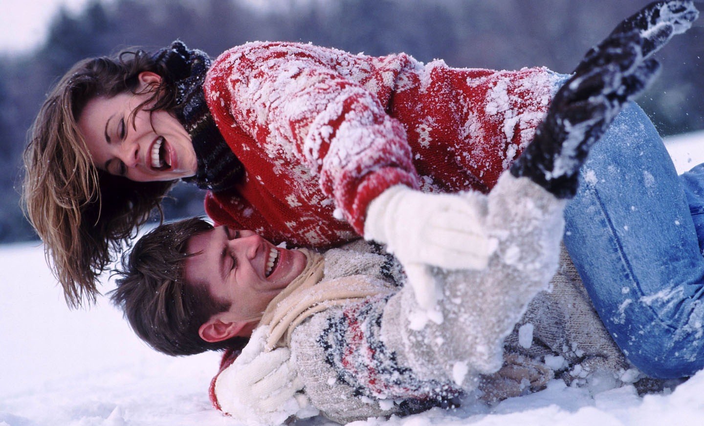 Астрологи назвали знаки Зодіаку, яким грудень принесе море кохання - today.ua