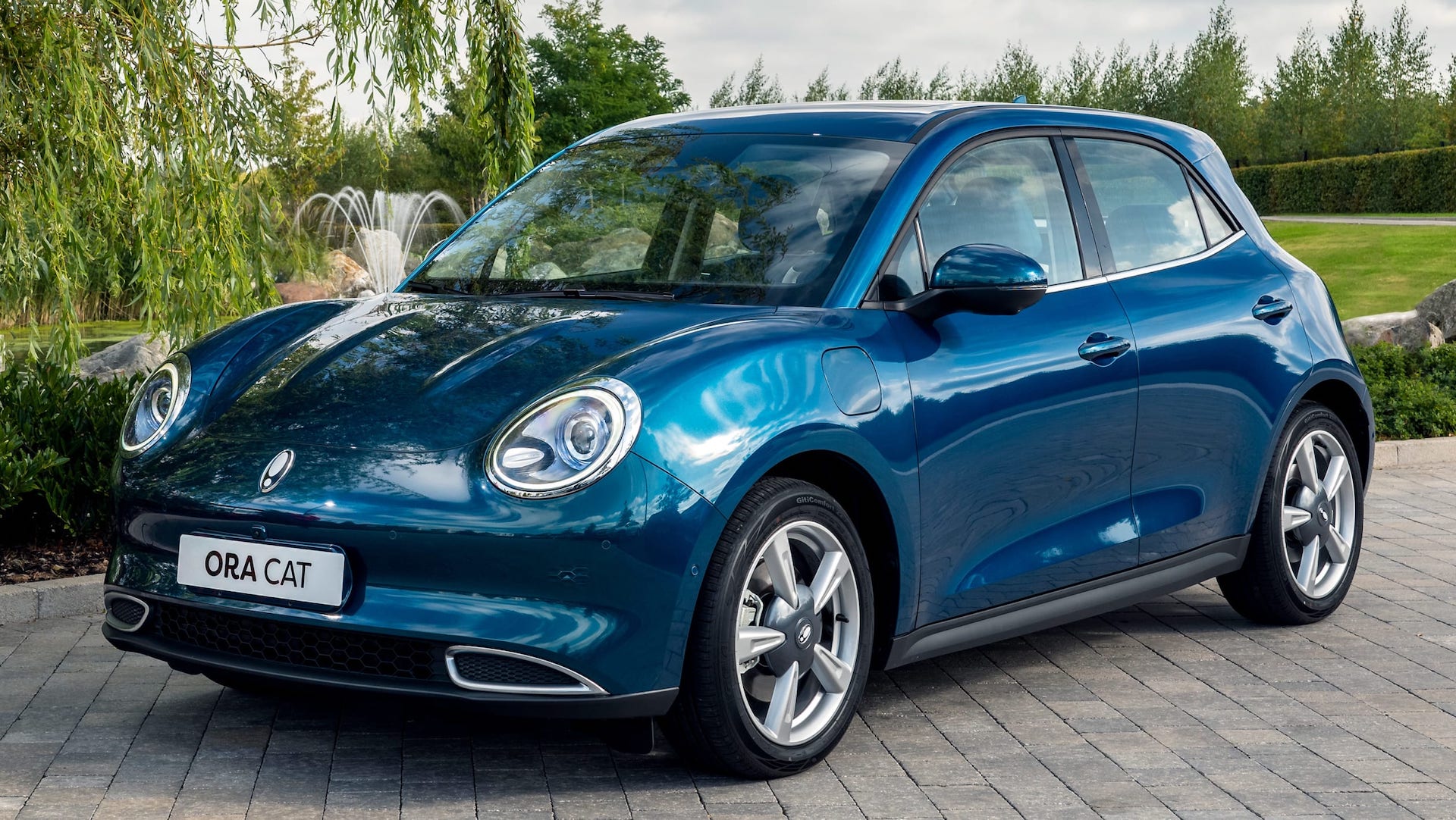 Китайские современные электромобили оснащают устаревшими микрочипами