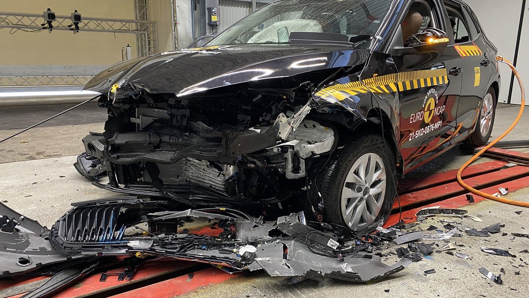 Нову Skoda Fabia розбили у краш-тестах: цікавий підсумок - today.ua
