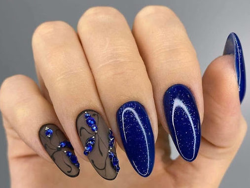 Манікюр на зиму 2022: найтрендовіші відтінки лаку для святкового та повсякденного дизайну нігтів