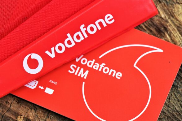 Киевстар и Vodafone бесплатно раздают абонентам по второй SIM-карте   - today.ua