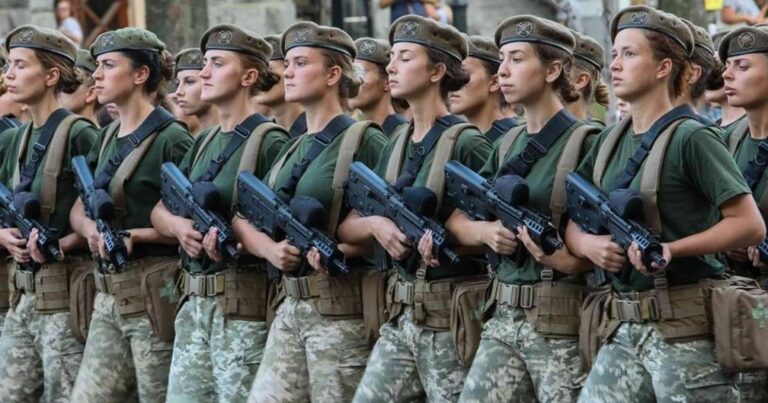 В Украине ставят на военный учет всех здоровых женщин трудоспособного возраста - today.ua