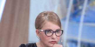 Юлія Тимошенко у стильній сукні-вишиванці від українського дизайнера зачарувала різдвяним образом - today.ua