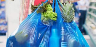 Не дешево: Кабмін затвердив нові ціни на пластикові пакети у супермаркетах - today.ua