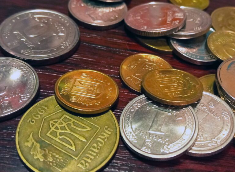 Украинцам показали 50-копеечную монету, которая стоит более 100 долларов - today.ua