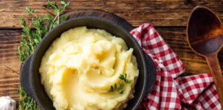 Картофельное пюре без молока: рецепт вкусного соуса для заправки любимого блюда - today.ua