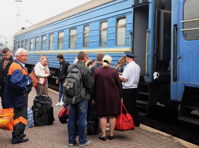 Укрзалізниця запустила продаж квитків зі знижкою у певні дні тижня - today.ua