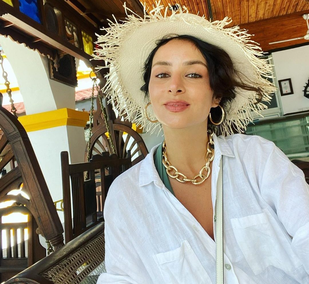 Я складаюсь з манго та океану: Злата Огнєвіч у рожевому бікіні показала нові тату із Занзібару - today.ua