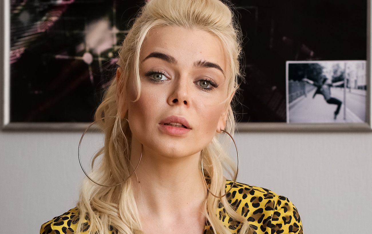 Моє маленьке кохання: Аліна Гросу показала домашнє фото з молодшим на 22 роки братом - today.ua