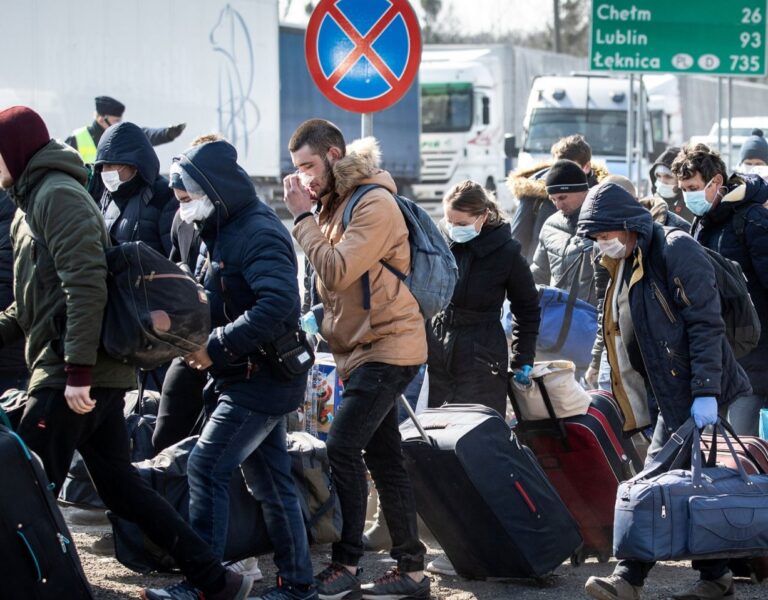 Польща посилює перевірку заробітчан: за що українцям загрожують штрафи та депортація - today.ua