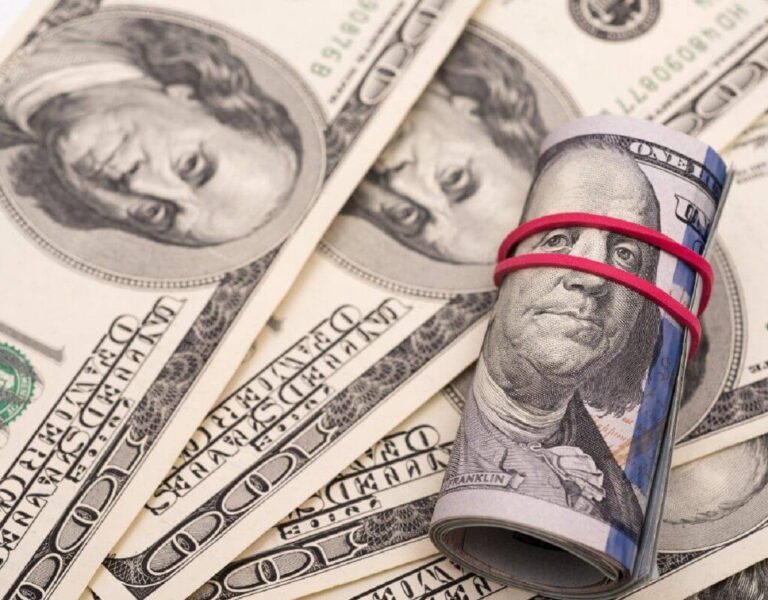“Чтобы не потерять деньги“: украинцам советуют не покупать доллар до конца зимы 2022 года - today.ua