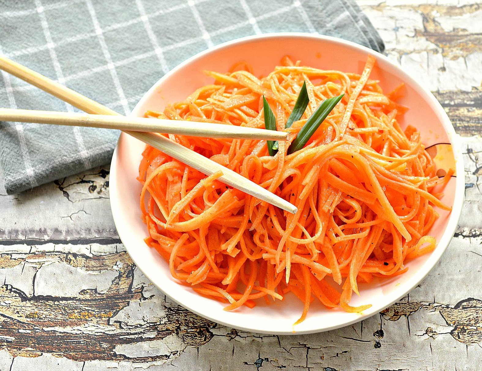 Корейская морковка на скорую руку: рецепт приготовления закуски в домашних условиях