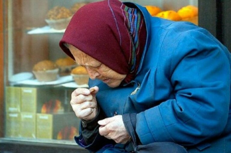 В Україні ввели нові вимоги по стажу для виходу на пенсію: хто залишиться без виплат у 2022 році - today.ua