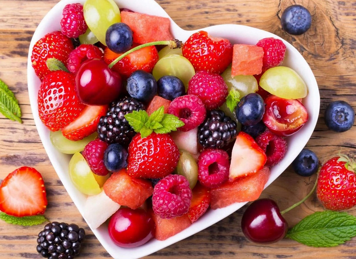 Названы три фрукта, которые разжижают кровь и защищают от тромбоза