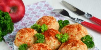 Нежные котлеты на пару: самый простой рецепт мясного блюда для всей семьи - today.ua