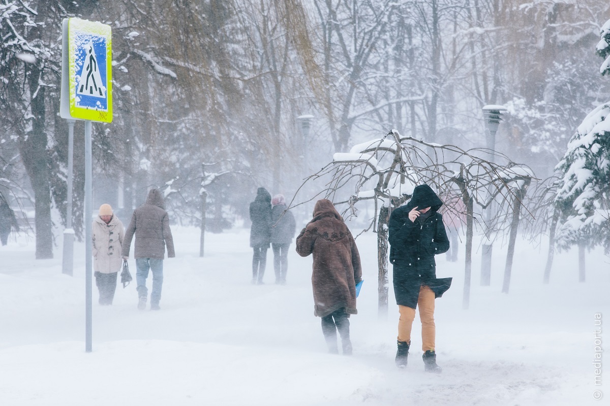На Украину надвигаются затяжные снегопады: прогноз погоды на выходные и начало будущей недели