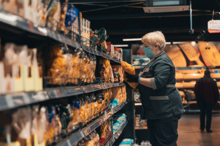 В АТБ прокомментировали перебои с поставками гречки, масла и хлеба: руководство супермаркета успокоило покупателей    - today.ua