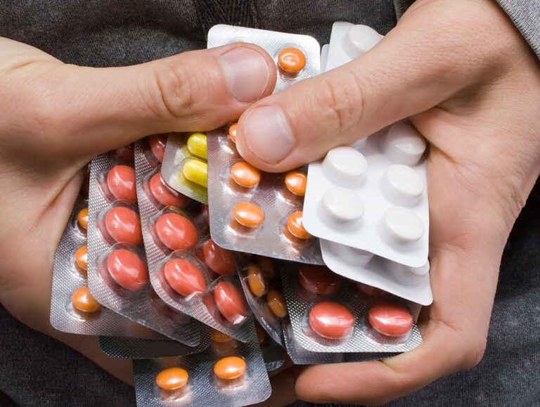 Какие лекарства украинцы смогут купить в аптеке на “тысячу Зеленского“ - today.ua