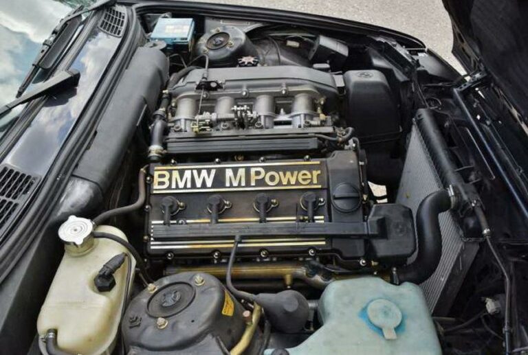 BMW не отказывается ДВС и разрабатывает новые шести- и восьмицилиндровые двигатели - today.ua