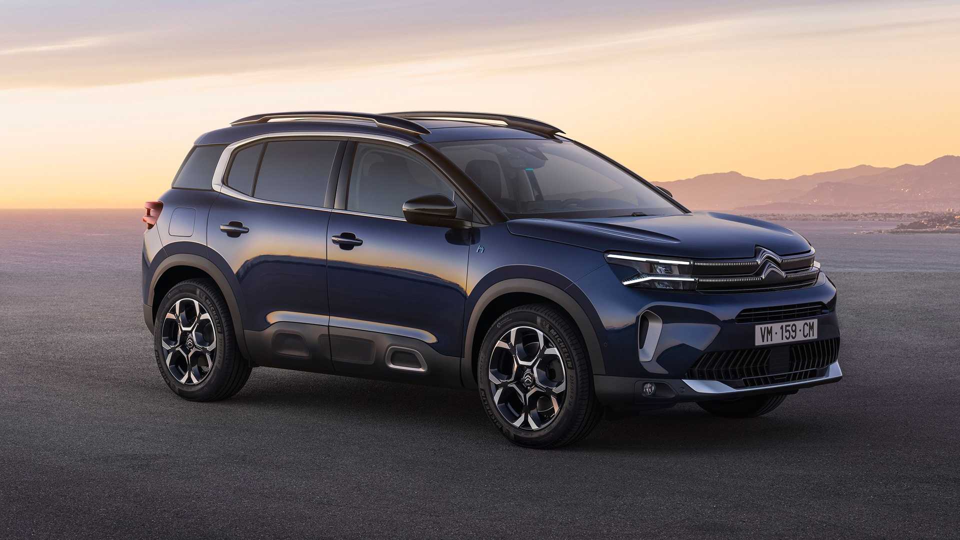 Чекаємо в Україні: представлено оновлений Citroen C5 Aircross