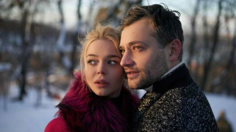 “Шикарна пара“: Аліна Гросу показала ніжні новорічні фото разом зі своїм нареченим - today.ua